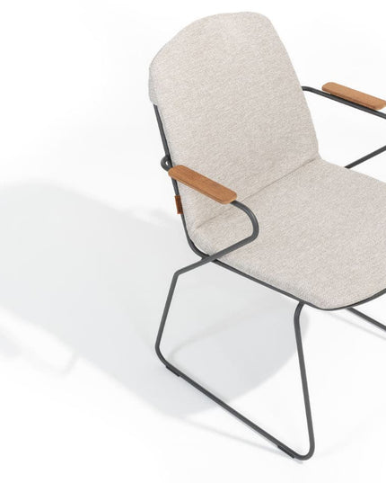 4 Seasons Outdoor Veneto Dining Olive + Montana Tischfass Teak -Basis mit Keramik -Terrazzo 240 cm