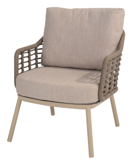 Taste 4SO Puglia Low Dining Chair + 4 Seasons Outdoor Nevada low dining Tisch barrel 250 cm latte