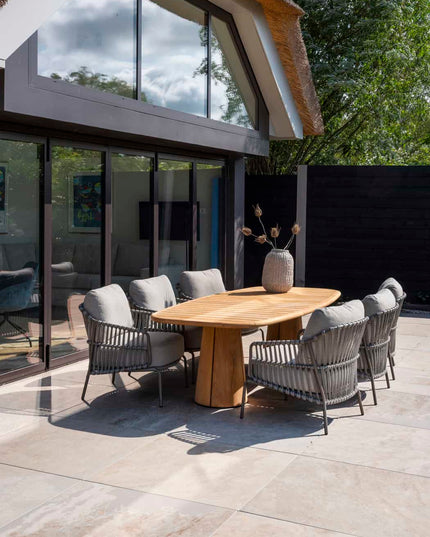 4 Seasons Outdoor Garten Set Capalbio Low Dining Stuhl + Taste 4SO Capri Low Ess Tisch Tisch-Fass-Form Teak 240 x 110 cm