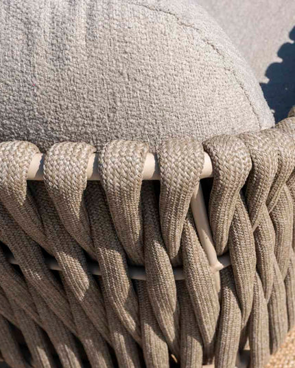 4 Seasons Outdoor Garden Set Comino Low Dining Chair + Taste 4SO Saba Low Dining Latte Basis mit Teaktisch 130 Ø CM