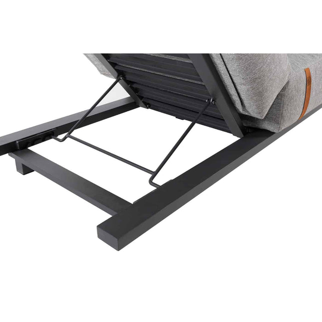 4 Seasons Outdoor Ferias Lounger