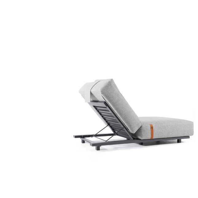 4 Seasons Outdoor Ferias Lounger