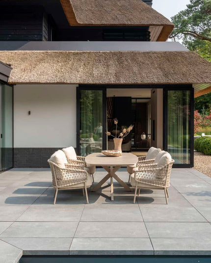 4 Seasons Outdoor Garten Sardinia niedriger Esstuhl + Nevada Low Ess Tisch-Fass-Form 250 cm Latte