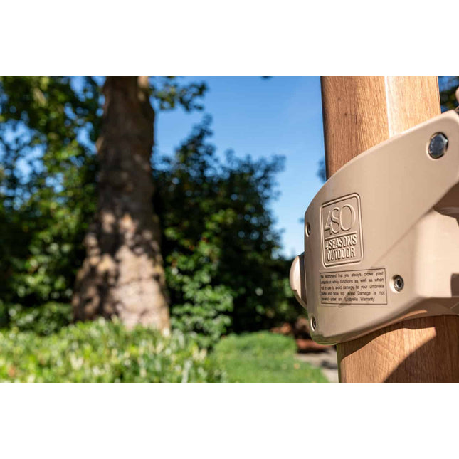 4 Seasons Outdoor Siesta Premium 350 cm. Ø Sand mit Holz Look -Rahmen