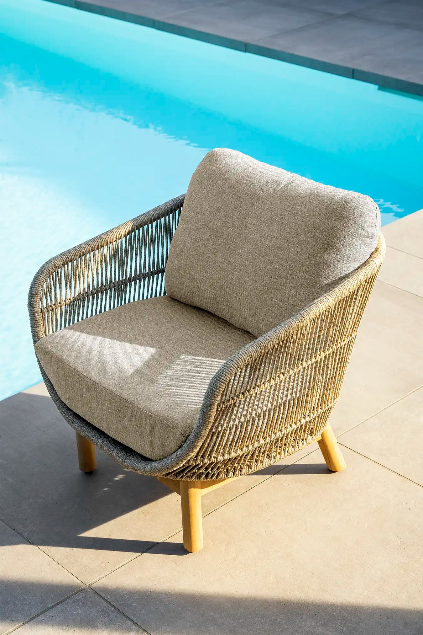 Preston Lounge Set