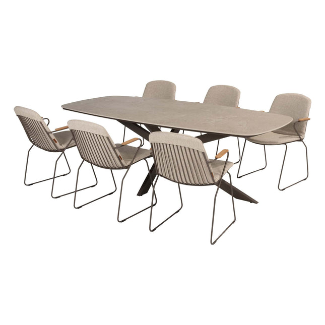 4 Seasons Outdoor Veneto Dining Terre + Taste 4SO Prado Tisch mit Keramik -Tisch -Top Barrel Terre 240 cm