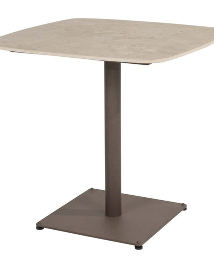4 Seasons Outdoor Allora Essstuhl Terre + Vermont Esstisch mit Keramiktisch Top Terre 75 x 75 cm