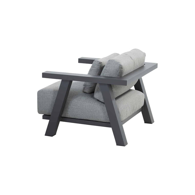4 Seasons Outdoor Iconic Loungeset + Forza Hoher Loungetisch 120 x 70 x 55 cm