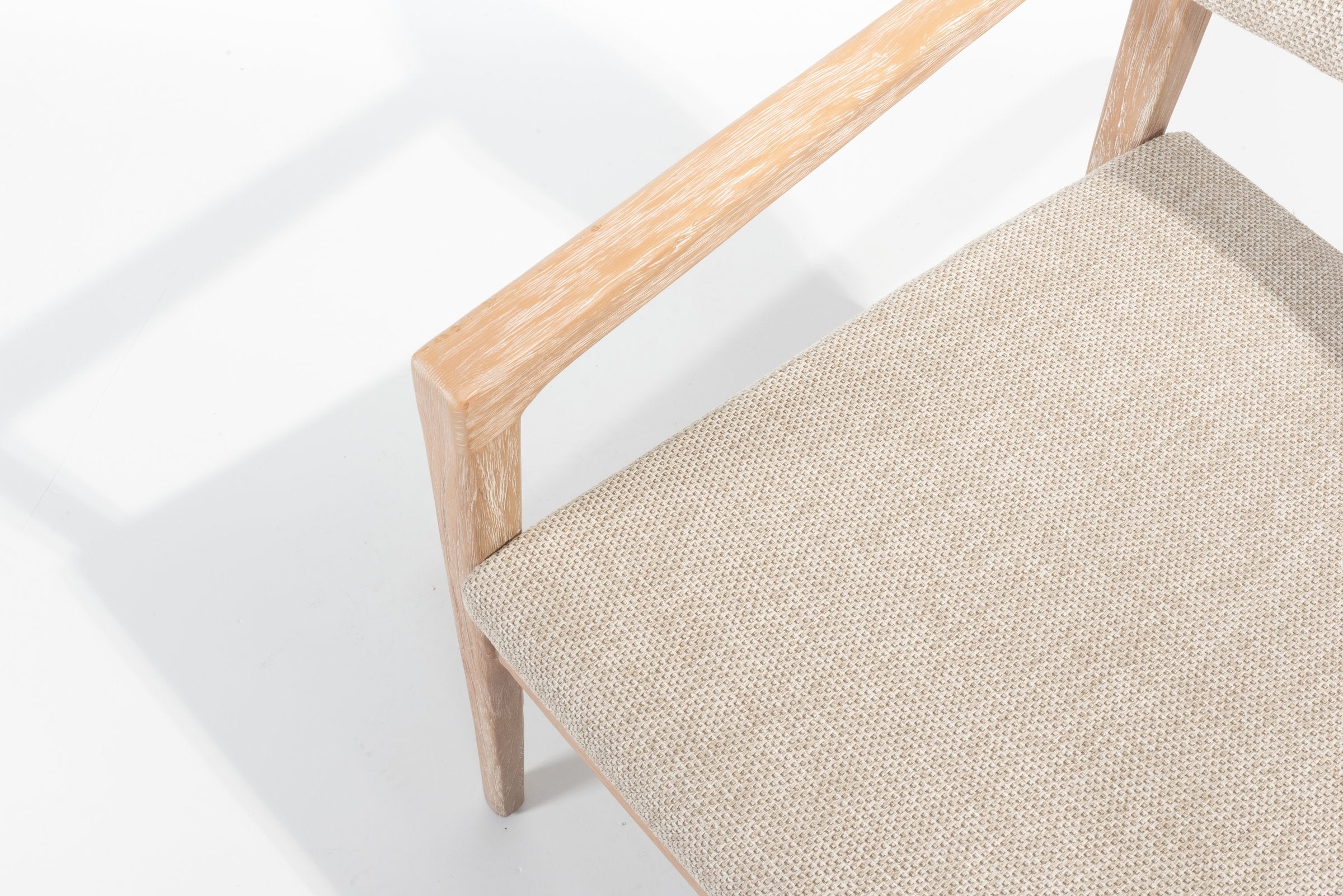 4SO Julia low dining chair brushed teak with 2 cushions - SKU 214035 - Detail view
