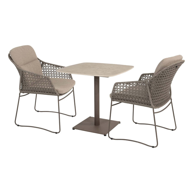 4 Seasons Outdoor Moretti High Back Speisestuhl + Vermont Esstisch mit Keramiktisch Top Terre 75 x 75 cm