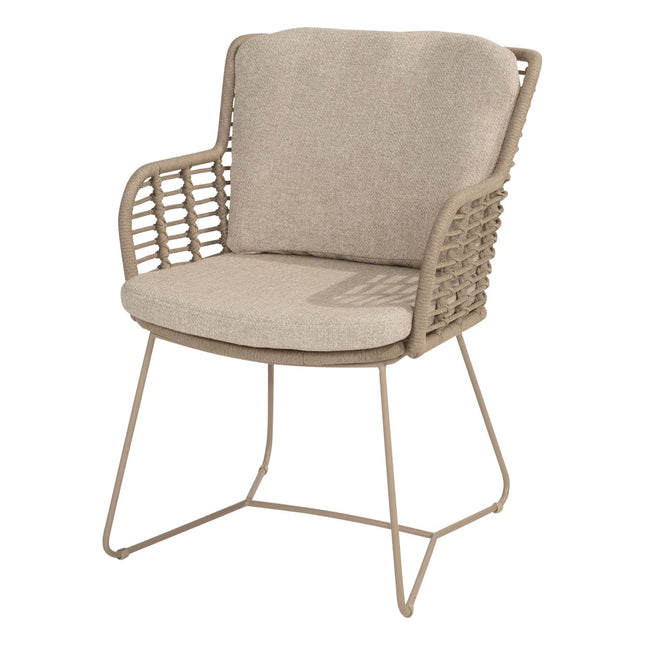 4 Seasons Outdoor Fabrice Essstuhl Latte inkl. 2 Kissen