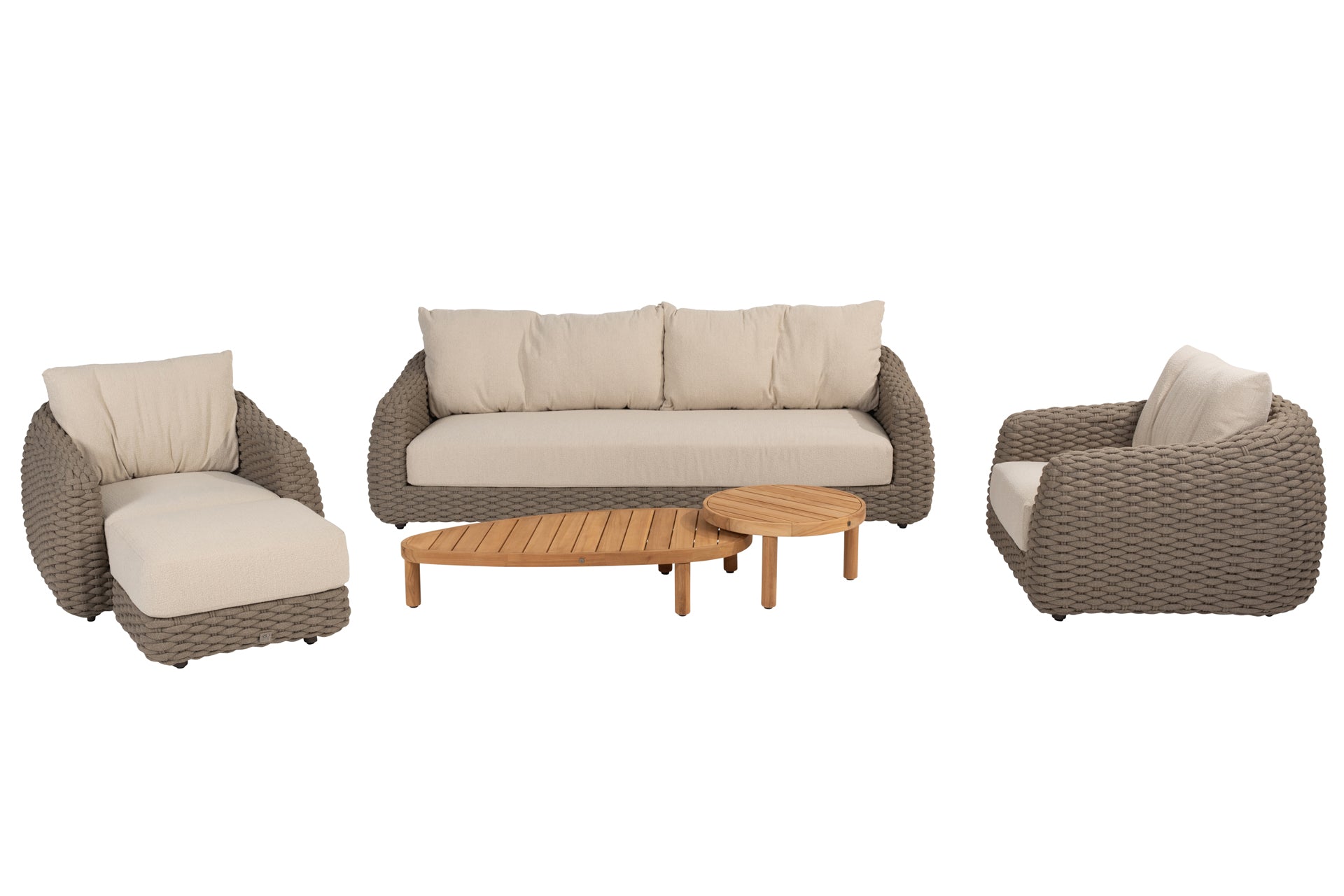 4SO Maxime lounge set with footstool and Finn teak tables