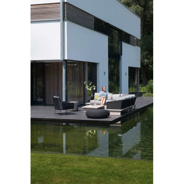 4 Seasons Outdoor Makkaron Couchtisch 95 cm Ø Anthrazit