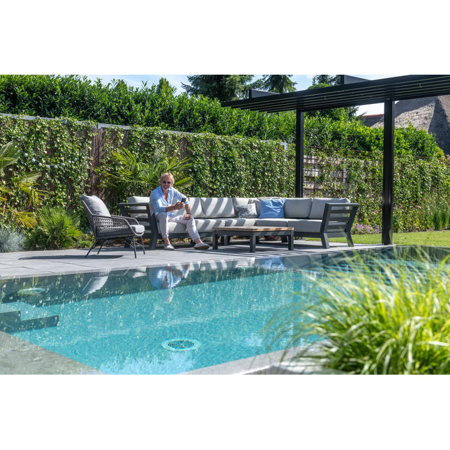 4 Seasons Outdoor Meteoro Lounge Set + Mitte + Capitol Couchtabelle 90 x 90 cm