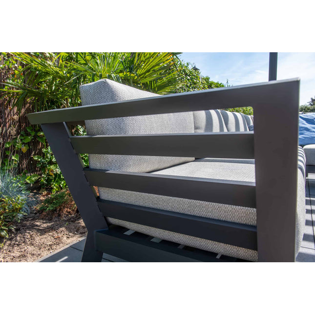 4 Seasons Outdoor Meteoro Lounge Set + Capitol Couchtabelle 90 x 90 cm