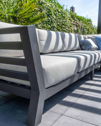 4 Seasons Outdoor Meteoro Lounge Set + Capitol Couchtabelle 90 x 90 cm