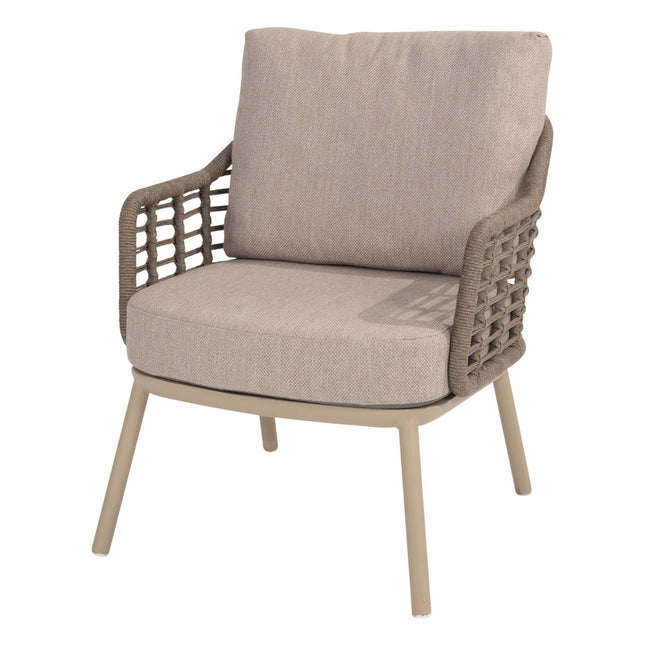 Taste 4SO Puglia niedriger Esstuhl + Saba Low Dining Teak Tabelle 130 Ø CM Latte