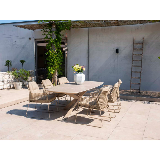 Taste 4SO Albano Essstuhl + Prado Tisch mit Keramik -Tisch -Top -Fass -Latte 240 cm