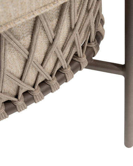 4 Seasons Outdoor Allora Essstuhl Terre + Vermont Esstisch mit Keramiktisch Top Terre 75 x 75 cm