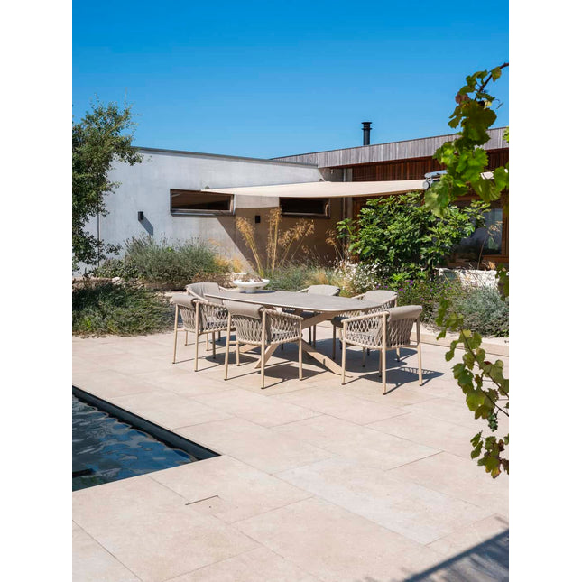 4 Seasons Outdoor Allora Speisestuhl Latte inkl