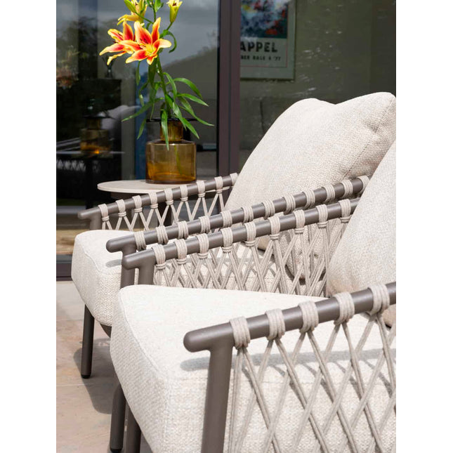 4 Seasons Outdoor Allora Lounge Stuhl inkl. 2 Kissen