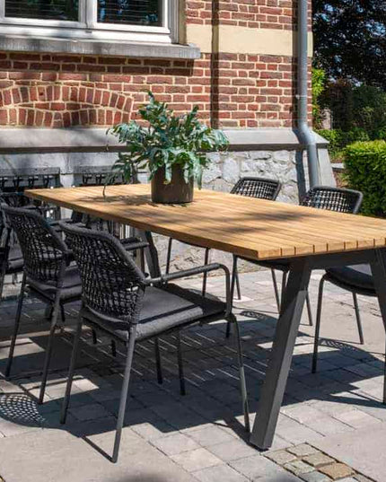 Taste 4SO Barista Dining Anthrazit + Ambassador Teaktische 240 cm