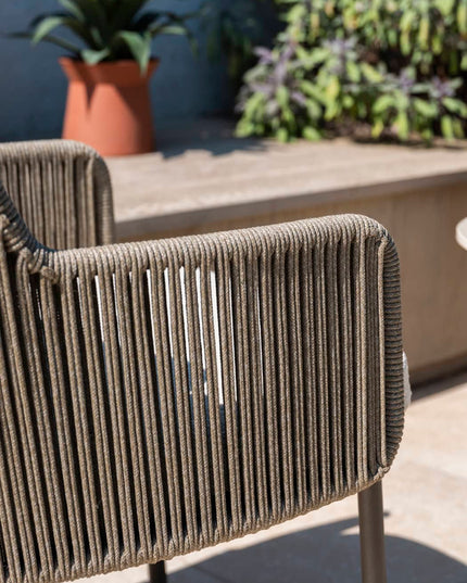 4 Seasons Outdoor Bernini Essstuhl + Taste 4SO Prado Teak Tisch Oval 240 cm Terre Onderstel