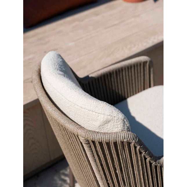 4 Seasons Outdoor Bernini Essstuhl + Taste 4SO Prado Tisch mit Keramiktisch Top Barrel Terre 240 cm