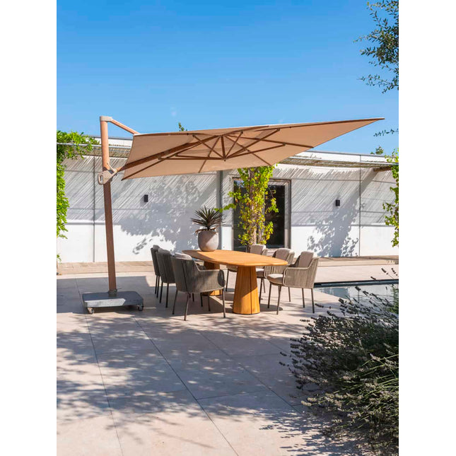 4 Seasons Outdoor Bernini Essstuhl + Taste 4SO Capri Tisch-Fass-Form-Teak 240 cm