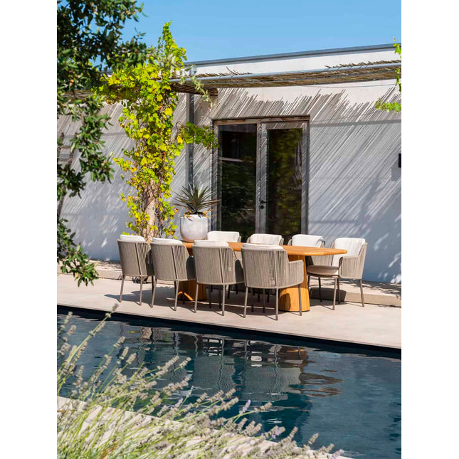 4 Seasons Outdoor Bernini Essstuhl + Taste 4SO Capri Tisch-Fass-Form-Teak 280 cm