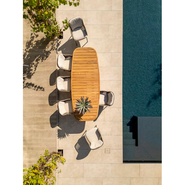 4 Seasons Outdoor Bernini Essstuhl + Taste 4SO Capri Tisch-Fass-Form-Teak 280 cm