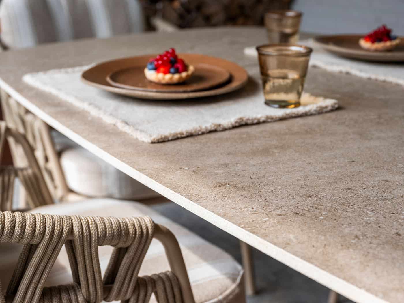 4SO Florence dining set latte (8 st.) met Prado tafel 300x115cm - afbeelding 8