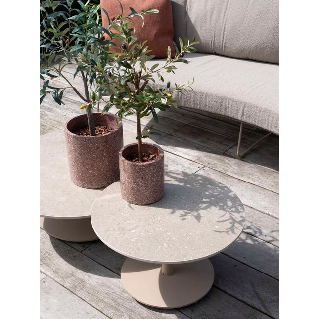 4 Seasons Outdoor Boaz Couchtisch mit Keramiktisch, Zentralbeinlatte 80 cm. Ø (H 30)