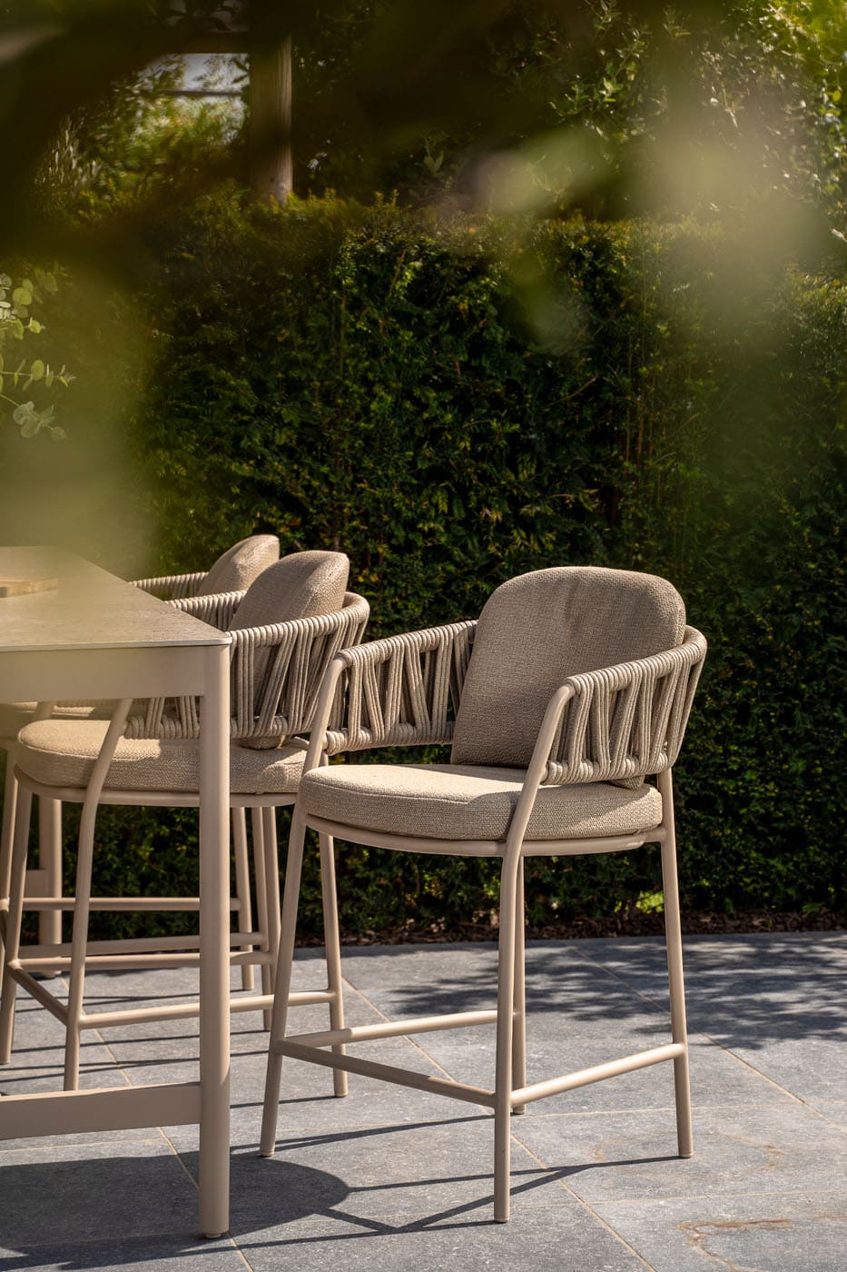 4SO Calma barset latte (6 st.) met Soho tafel 220x75cm