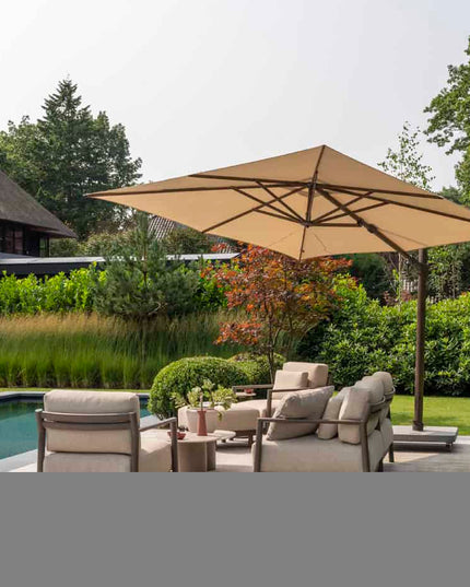 4 Seasons Outdoor Capresi Lounge Set + Sofie -Kaffeetische