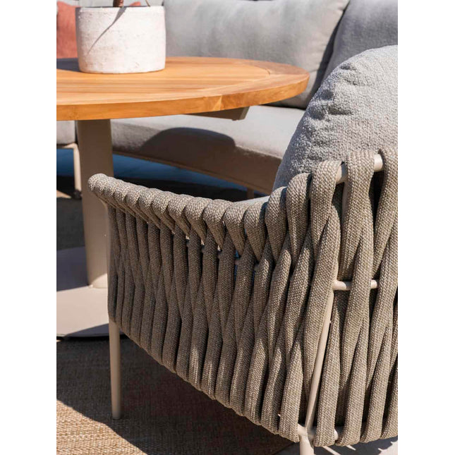 4 Seasons Outdoor Garden Set Comino Low Dining Chair + Taste 4SO Saba Low Dining Latte Basis mit Teaktisch 130 Ø CM