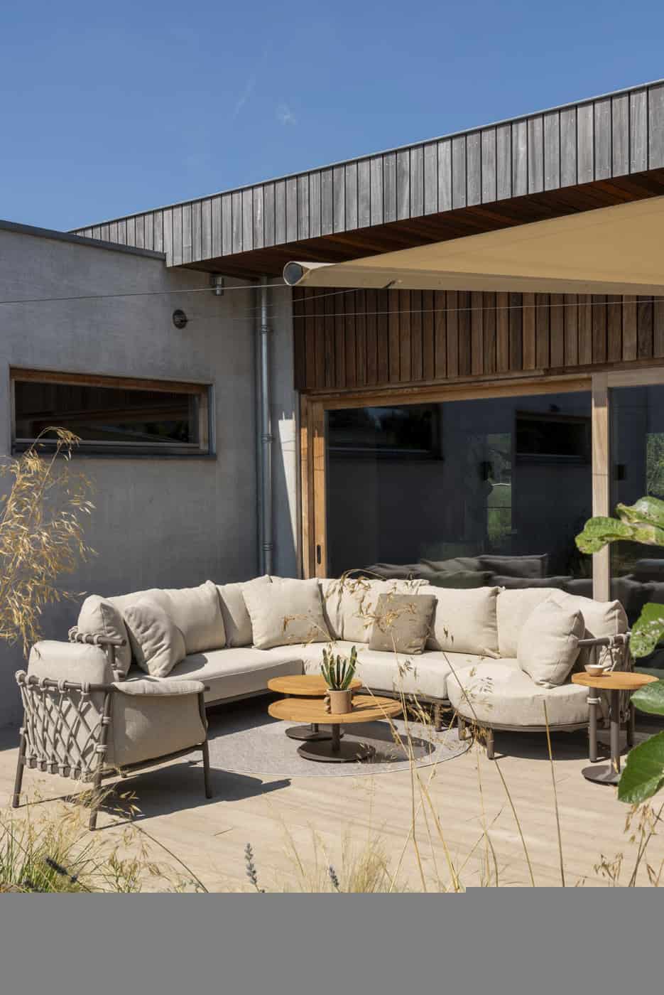 4SO Ezra lounge set and living chair