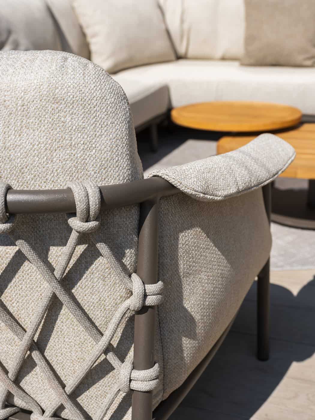 4SO Ezra lounge set and living chair