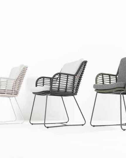 4 Seasons Outdoor Fabrice Dining Anthrazit + Privada Tisch Oval HPL Blatt 240 cm