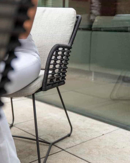 4 Seasons Outdoor Fabrice Essanthrazit + Minerva -Tisch mit HPL Blattholz Look 220 cm