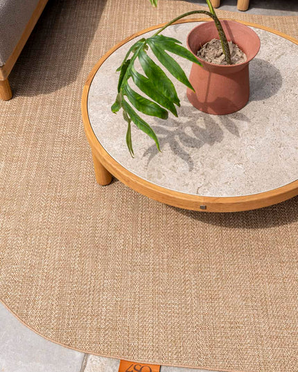 4 Seasons Outdoor Marie Chaise Lounge Bank + Finn Couchtisch Keramik 63 Ø CM