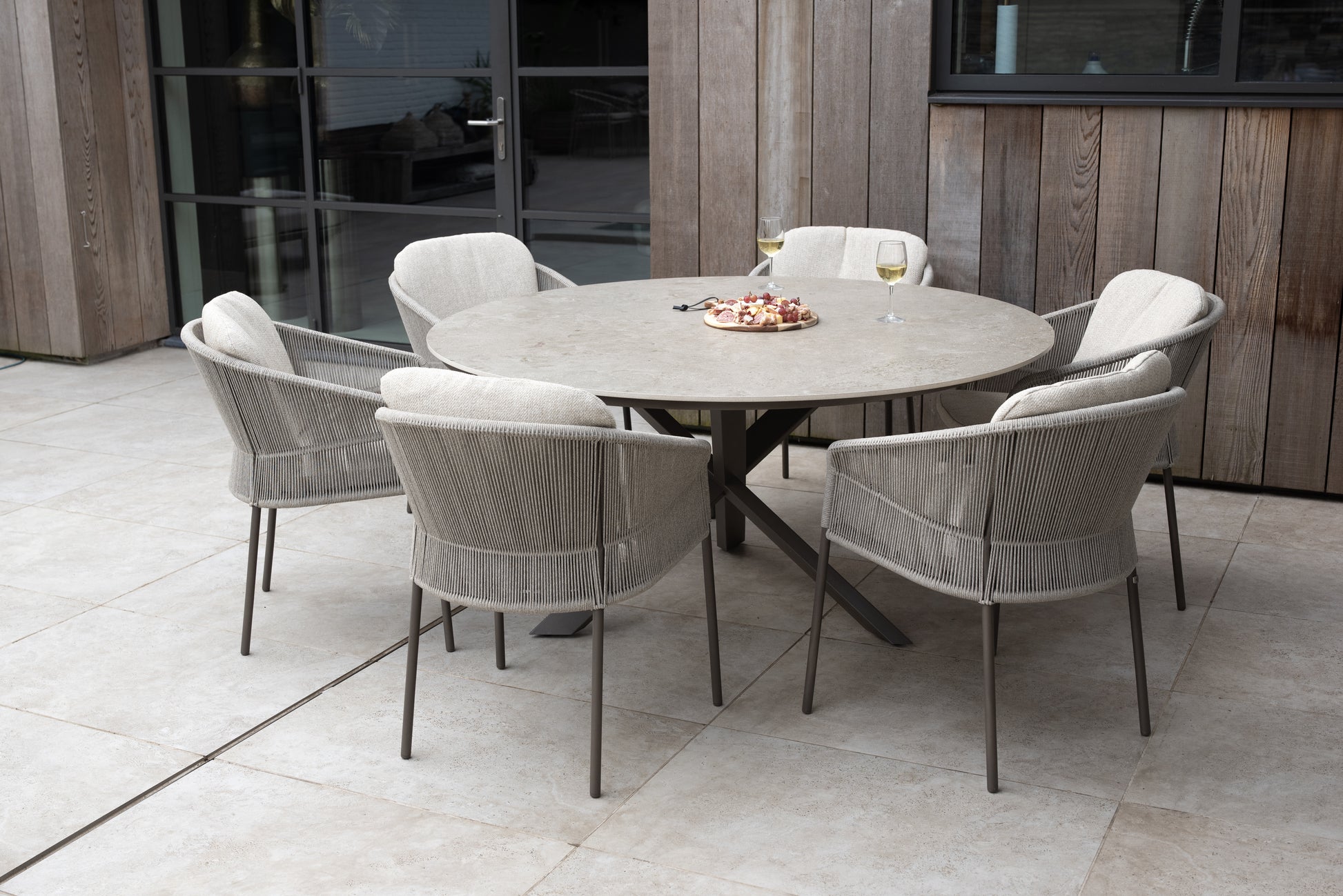 4SO Florence dining set terre (8 st.) met Prado tafel 300x115cm — sfeervolle tuinset van 4 Seasons Outdoor