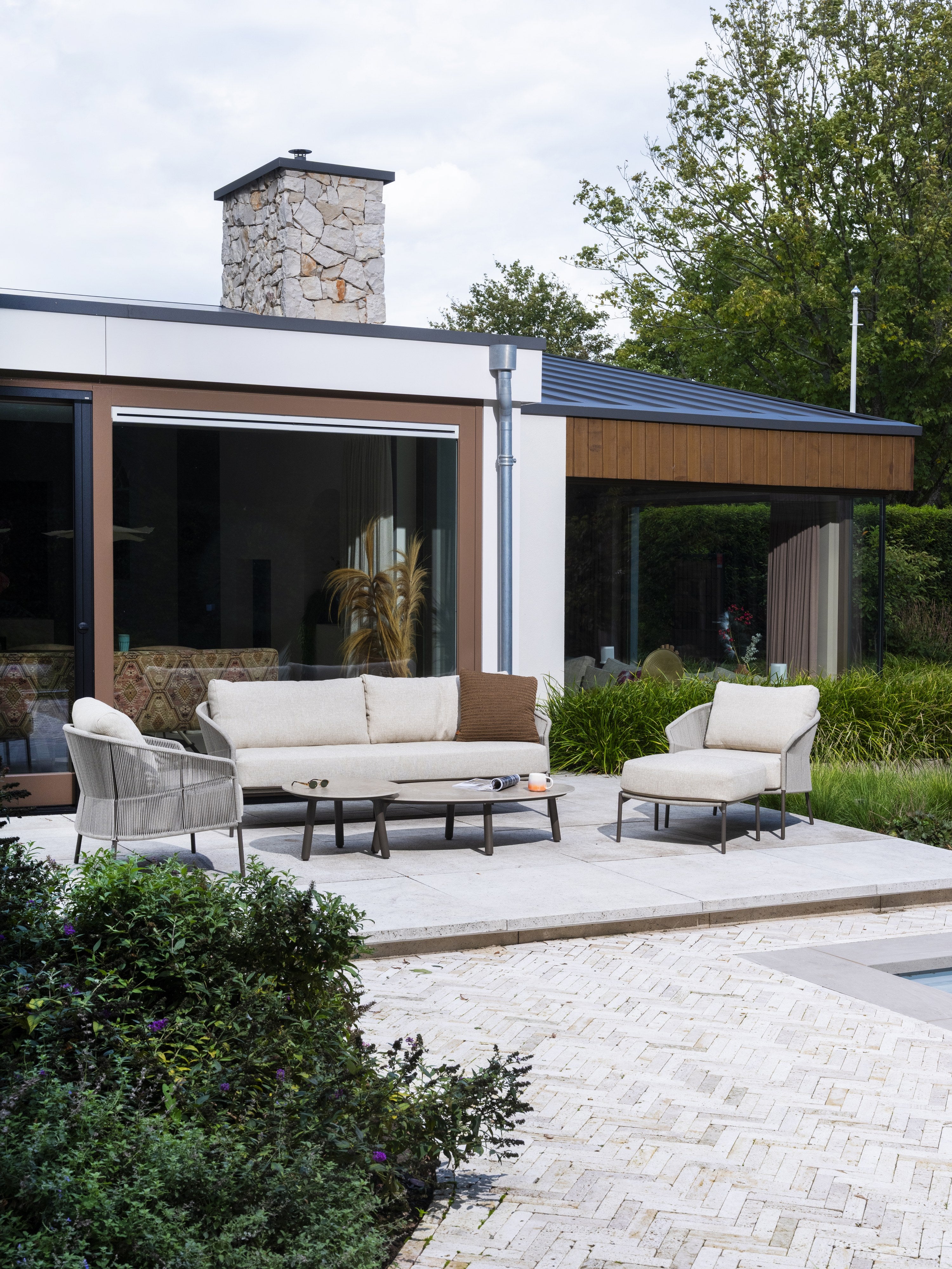 4SO Florence lounge set terre met Salute salontafels (2 st.) — sfeervolle tuinset van 4 Seasons Outdoor