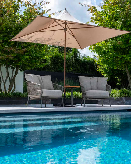 4 Seasons Outdoor Jura Bistro Lounge Set + Volta Seiten Tabelle 45 Ø CM Olive