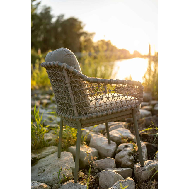 4 Seasons Outdoor Jura Stapelbares Stuhl inkl. 2 Kissen