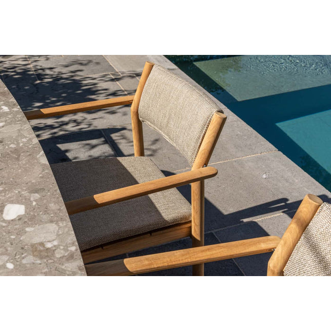 4 Seasons Outdoor Levi Stapelbares Stuhl Teaks inkl. 2 Kissen