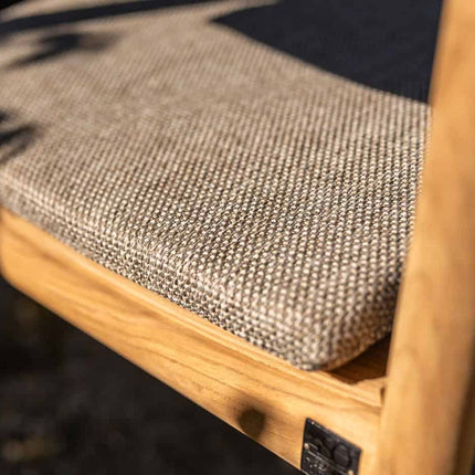 4 Seasons Outdoor Levi Stapelbares Stuhl Teaks inkl. 2 Kissen