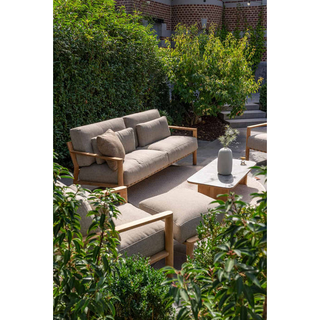 4 Seasons Outdoor Lucas Lounge Set + Finn -Kaffeetische