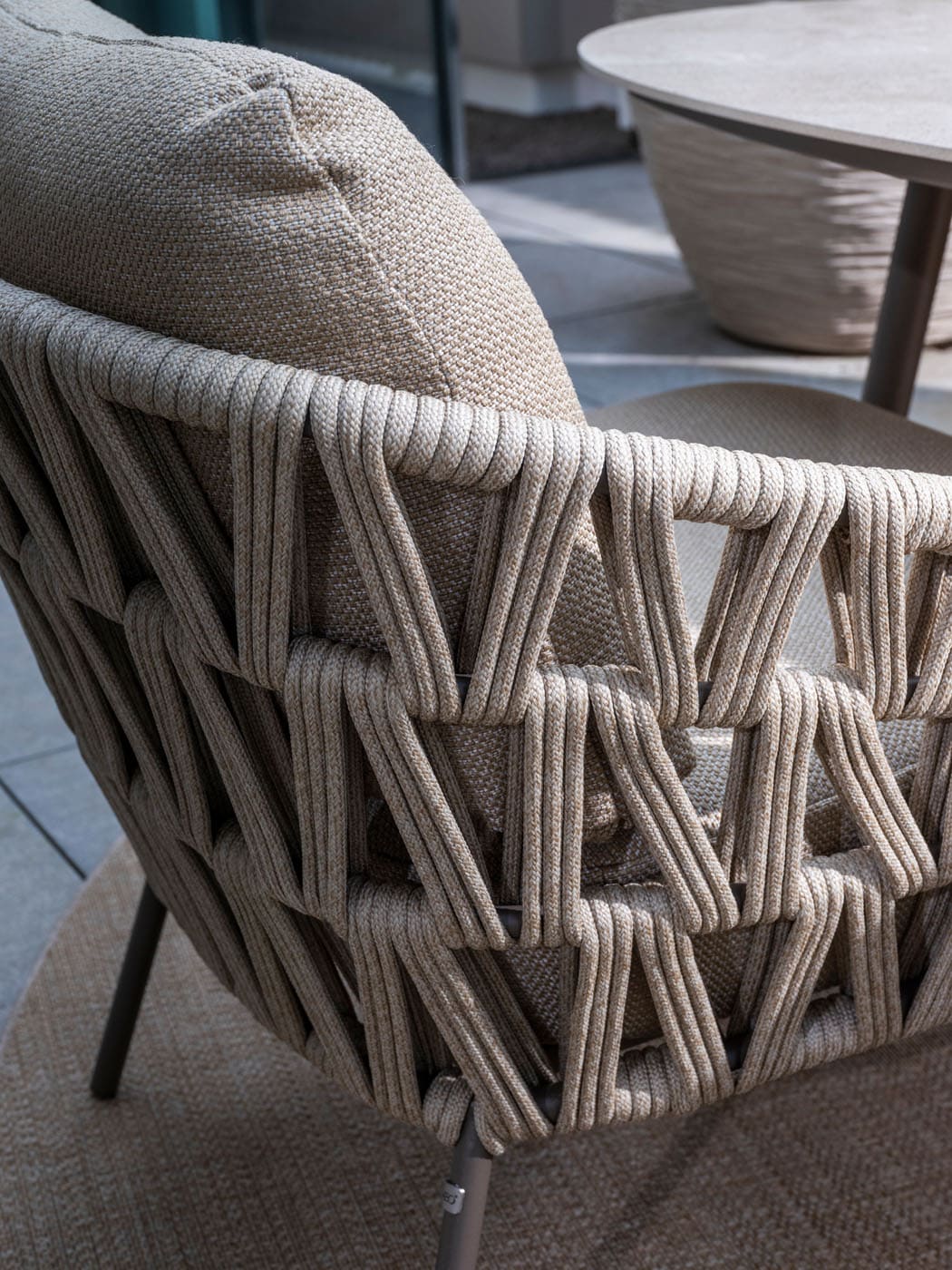 4SO Mallorca low dining set terre (5 st.) + Taste 4SO Salute tafel 220x105cm