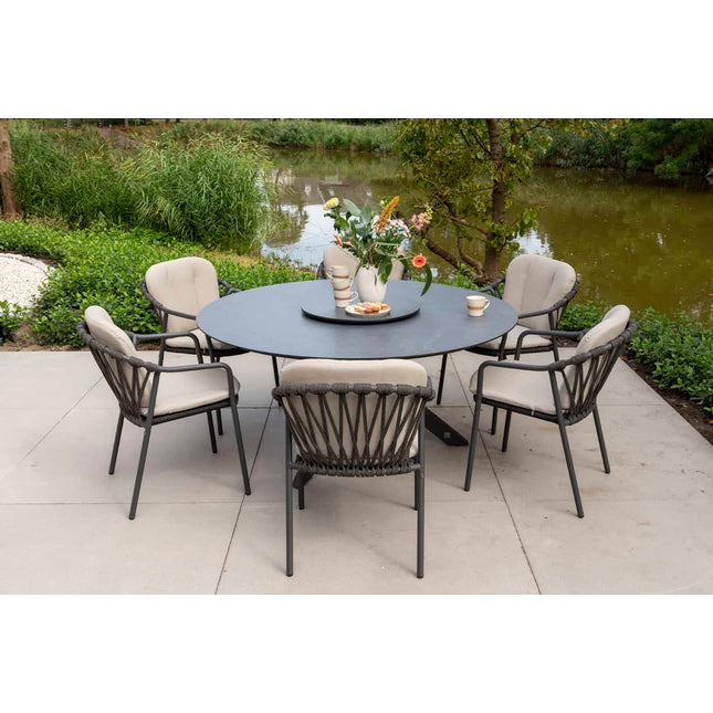 Taste 4SO Manitoba Stackbare Essstuhl Anthrazit + 4 Seasons Outdoor Locarno Tisch HPL Slate Anthrazit 160 Ø cm